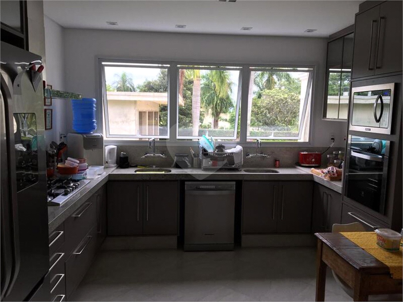 Casa à venda com 5 suítes no condomínio São Paulo, São Paulo - SP
