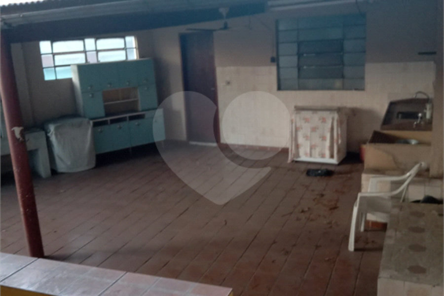 Casa à venda ou para alugar com 2 quartos no Centro, Mairiporã, SP