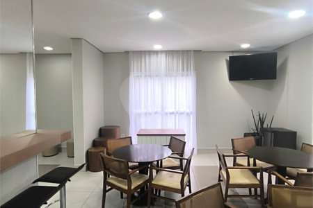 Apartamento à venda com 3 quartos, sendo 1 suíte,  em Cambuci, São Paulo, SP