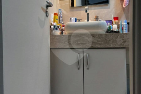 Casa à venda com 3 quartos, sendo 1 suíte,  no condomínio Liberty Village, São Paulo - SP