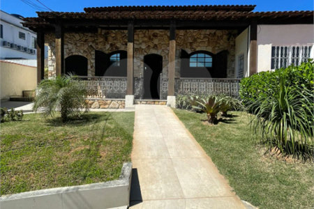 Casa Térrea à venda com 5 quartos, sendo 2 suítes, em Campo Grande, Rio de Janeiro, RJ