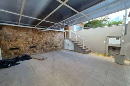 Sobrado à venda com 3 quartos, sendo 1 suíte,  em Vila Fiat Lux, São Paulo, SP