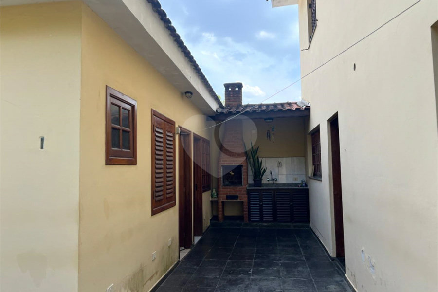 Sobrado à venda com 4 suítes em Tremembé, São Paulo, SP