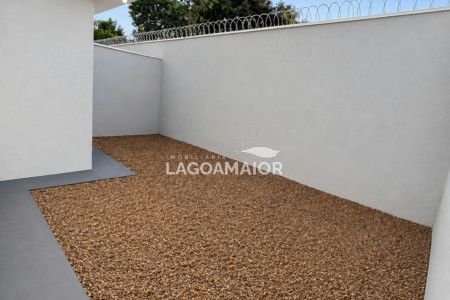 Casa à venda com 2 quartos no condomínio Alto do Capivari, Três Lagoas - MS