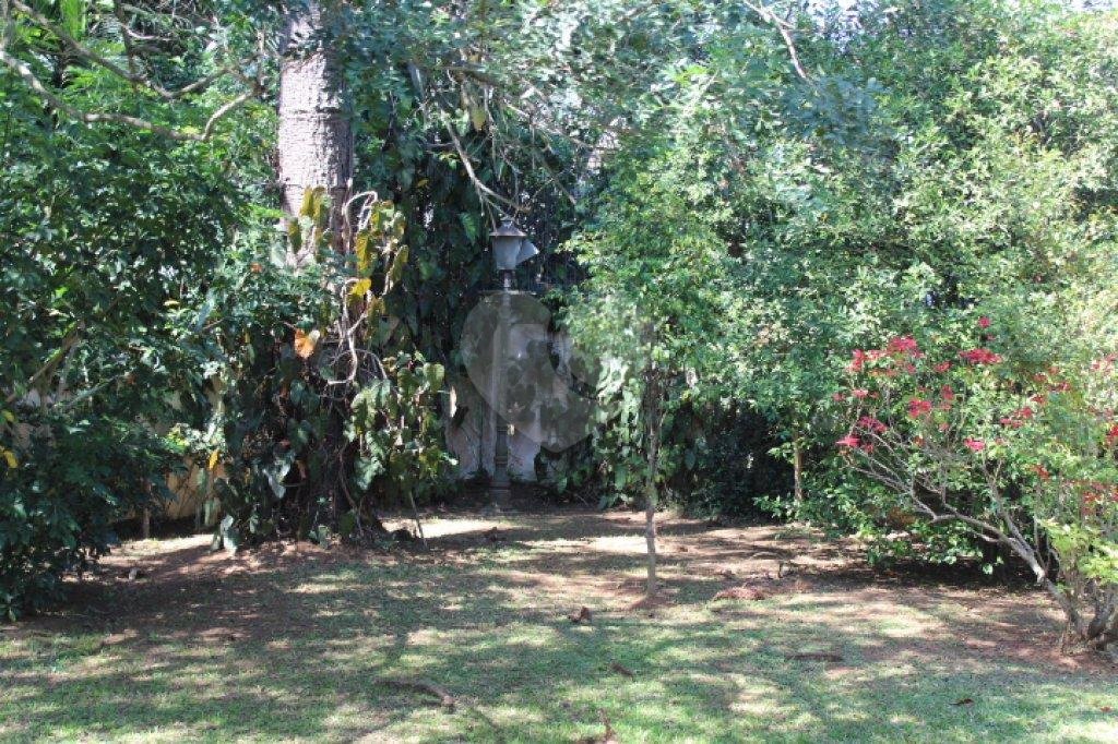 Casa Térrea à venda ou para alugar com 6 suítes em Vila Tramontano, São Paulo, SP