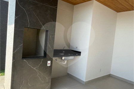 Sobrado para alugar com 3 quartos, sendo 1 suíte, em Vila Petrópolis, Atibaia, SP