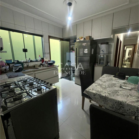 Casa à venda com 2 quartos, sendo 1 suíte, em Jardim Amalia, Sorocaba, SP