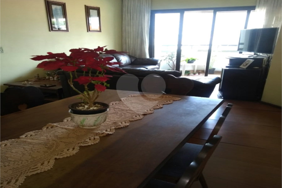 Apartamento à venda com 3 quartos, sendo 1 suíte, em Santana, São Paulo, SP