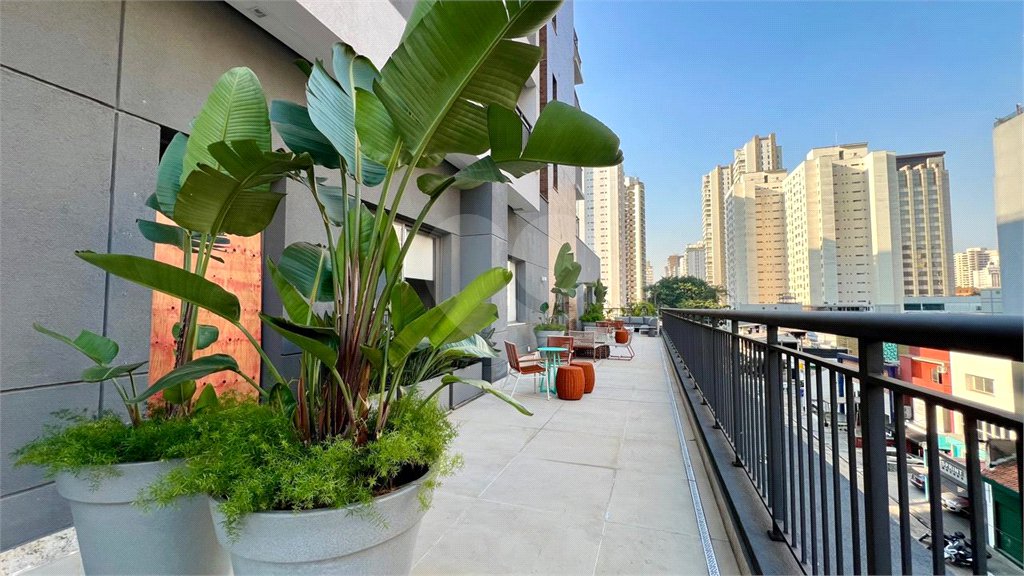 Apartamento à venda com 2 quartos em Moema, São Paulo, SP