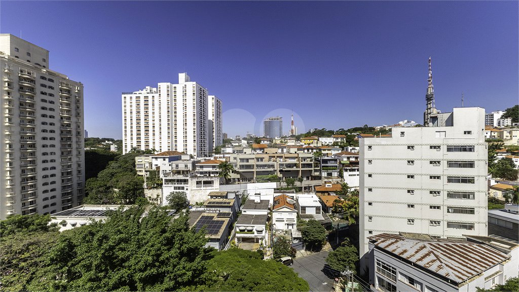 Apartamento à venda com 4 quartos, sendo 3 suítes, em Perdizes, São Paulo, SP