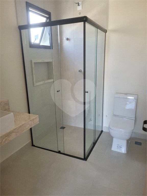 Casa à venda com 3 suítes no condomínio Floradas Paratey, São José dos Campos - SP