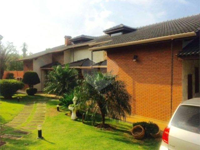 Sobrado à venda com 5 quartos, sendo 2 suítes,  em Seerra da Cantareira, Mairiporã, SP