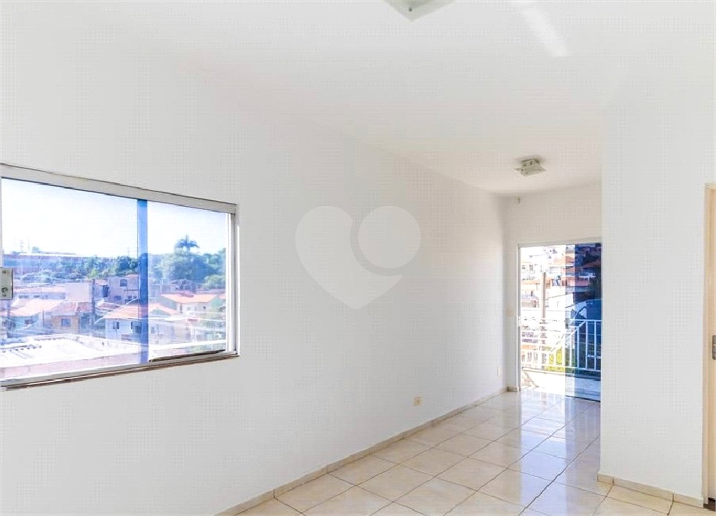 Sobrado à venda com 3 quartos, sendo 1 suíte,  em Vila Isolina Mazzei, São Paulo, SP