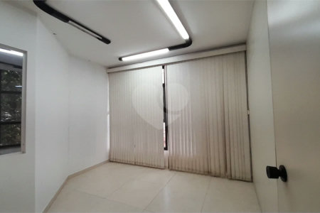 **SALA COMERCIAL DE 80 M² NO BAETA NEVES | EXCELENTE CUSTO-BENEFÍCIO E LOCALIZAÇÃO ESTRATÉGICA**
