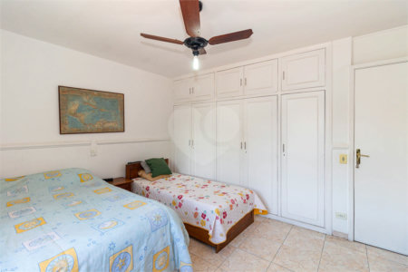 Casa de Vila à venda com 3 quartos, sendo 1 suíte, em Chácara Monte Alegre, São Paulo, SP