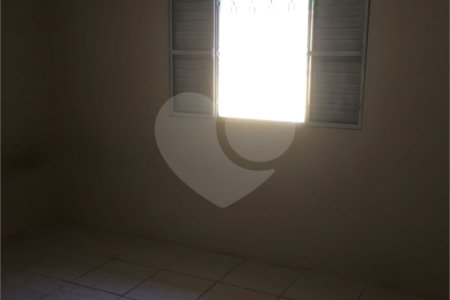Casa à venda com 2 quartos em Vila José Salem, Itapetininga, SP