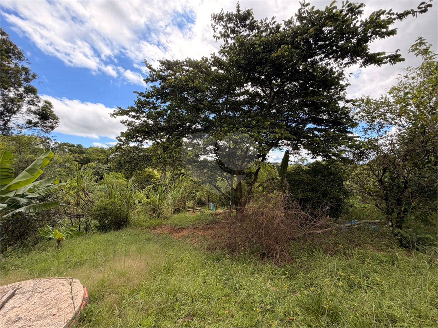 Chácara à venda com 3 quartos, sendo 1 suíte, no Centro, Araçoiaba da Serra, SP