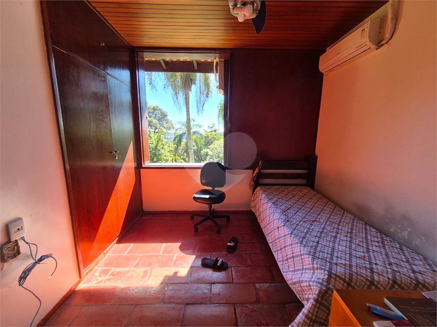 Casa Térrea à venda com 4 quartos, sendo 2 suítes, em Roseira, Mairiporã, SP