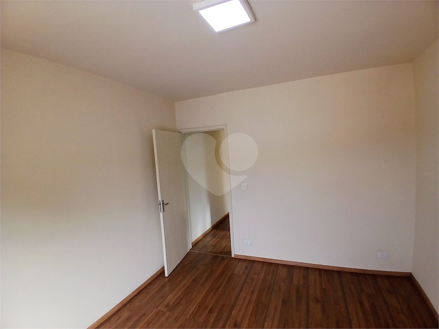 Sobrado à venda com 3 quartos em Vila Mazzei, São Paulo, SP