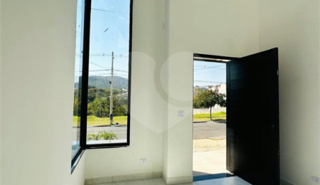 Casa à venda com 3 suítes no condomínio Buona Vitta I, Atibaia - SP