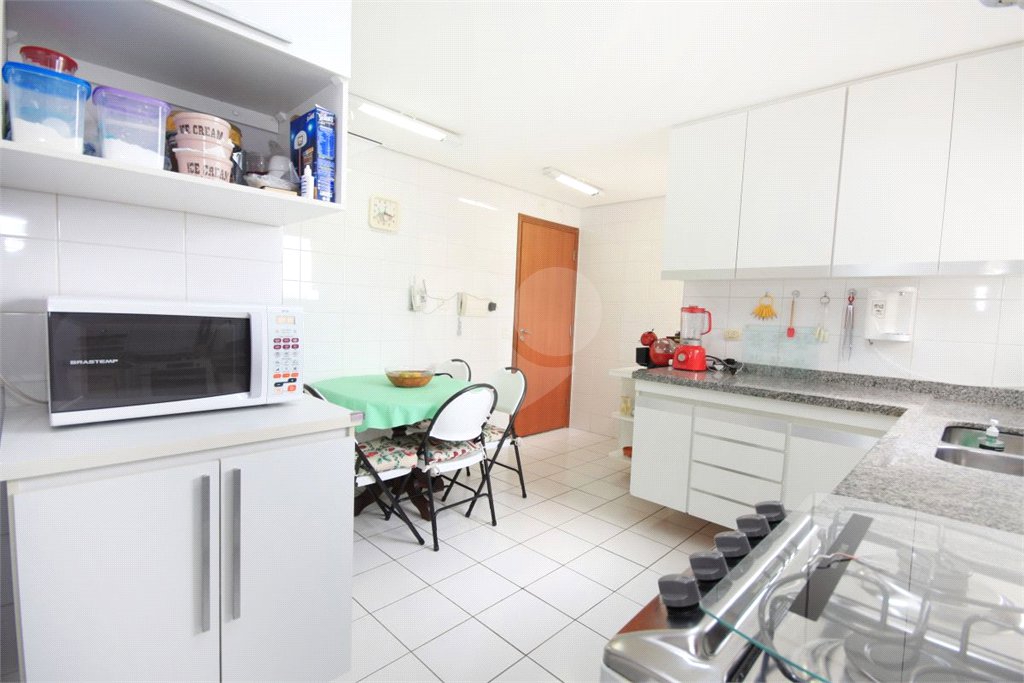 Apartamento à venda com 3 suítes em Vila Mascote, São Paulo, SP