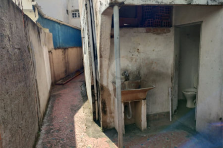 Sobrado à venda ou para alugar com 4 quartos em Água Branca, São Paulo, SP