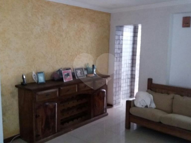 Sobrado à venda com 3 quartos, sendo 1 suíte,  em Tucuruvi, São Paulo, SP