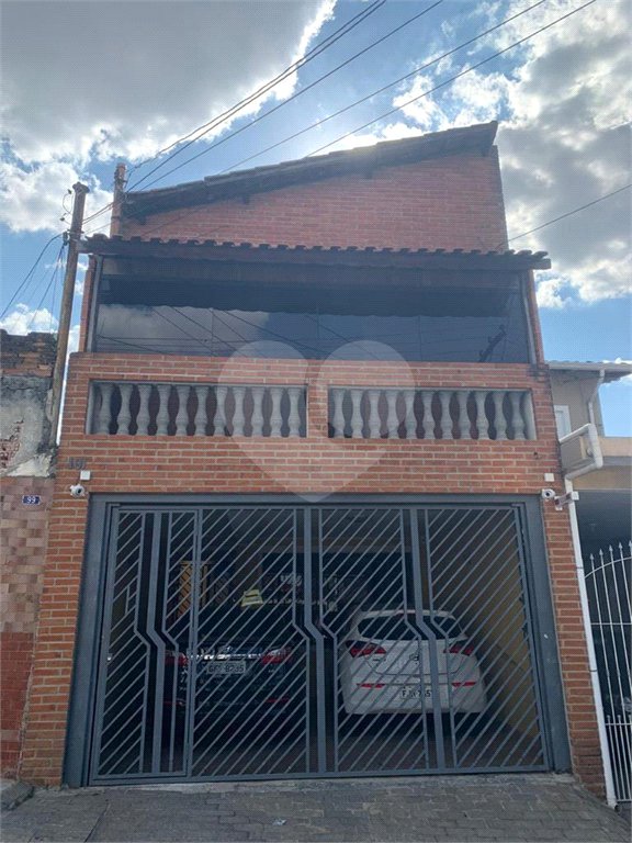 Sobrado à venda com 3 quartos, sendo 1 suíte,  em Vila Sabrina, São Paulo, SP