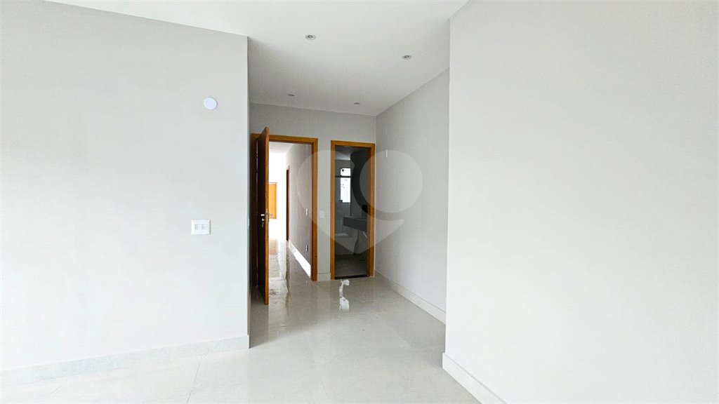 Casa à venda com 3 quartos, sendo 1 suíte, no condomínio Grand Park, Rio de Janeiro - RJ