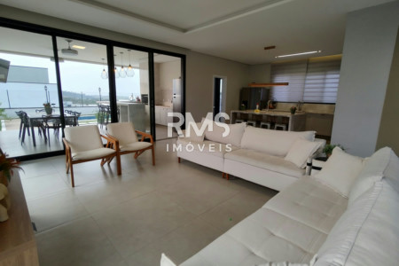 Casa à venda com 4 suítes em Residencial Saint Paul, Itu, SP