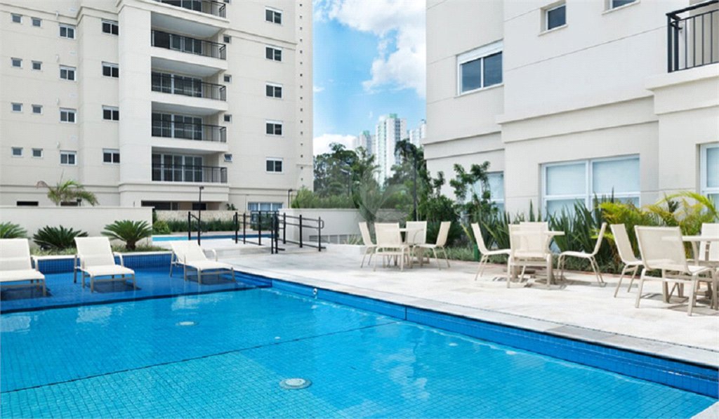 Apartamento à venda com 4 quartos, sendo 3 suítes, em Jardim Flor da Montanha, Guarulhos, SP