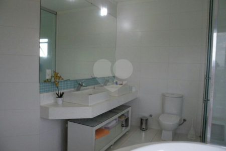 Casa à venda com 4 quartos, sendo 2 suítes, em Pinhal, Jarinu, SP