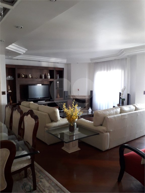 Apartamento à venda com 3 quartos, sendo 1 suíte, em Vila Gomes Cardim, São Paulo, SP