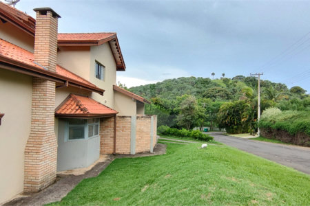 Casa à venda ou para alugar com 3 suítes no condomínio Campos de Santo Antonio I, Itu - SP
