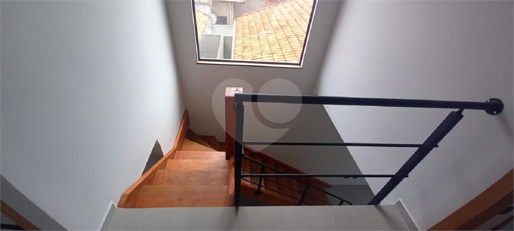 Sobrado à venda com 3 suítes em Alvinópolis, Atibaia, SP