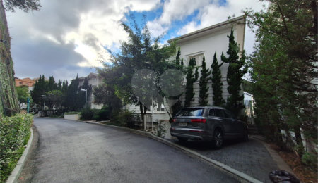 Casa à venda com 4 suítes no condomínio Villagio Di Sopra, São Paulo - SP