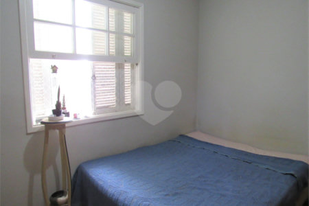 Sobrado à venda com 3 quartos, sendo 1 suíte, em Granja Julieta, São Paulo, SP