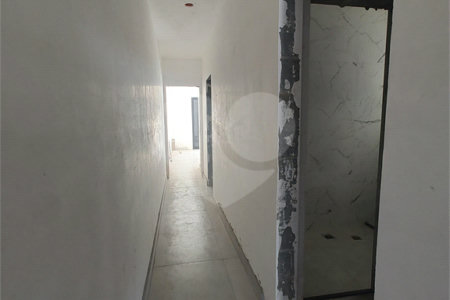 Casa Térrea à venda com 3 suítes em Jardim do Lago, Atibaia, SP