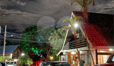Casa à venda com 4 quartos no condomínio Taba Camping, Atibaia - SP