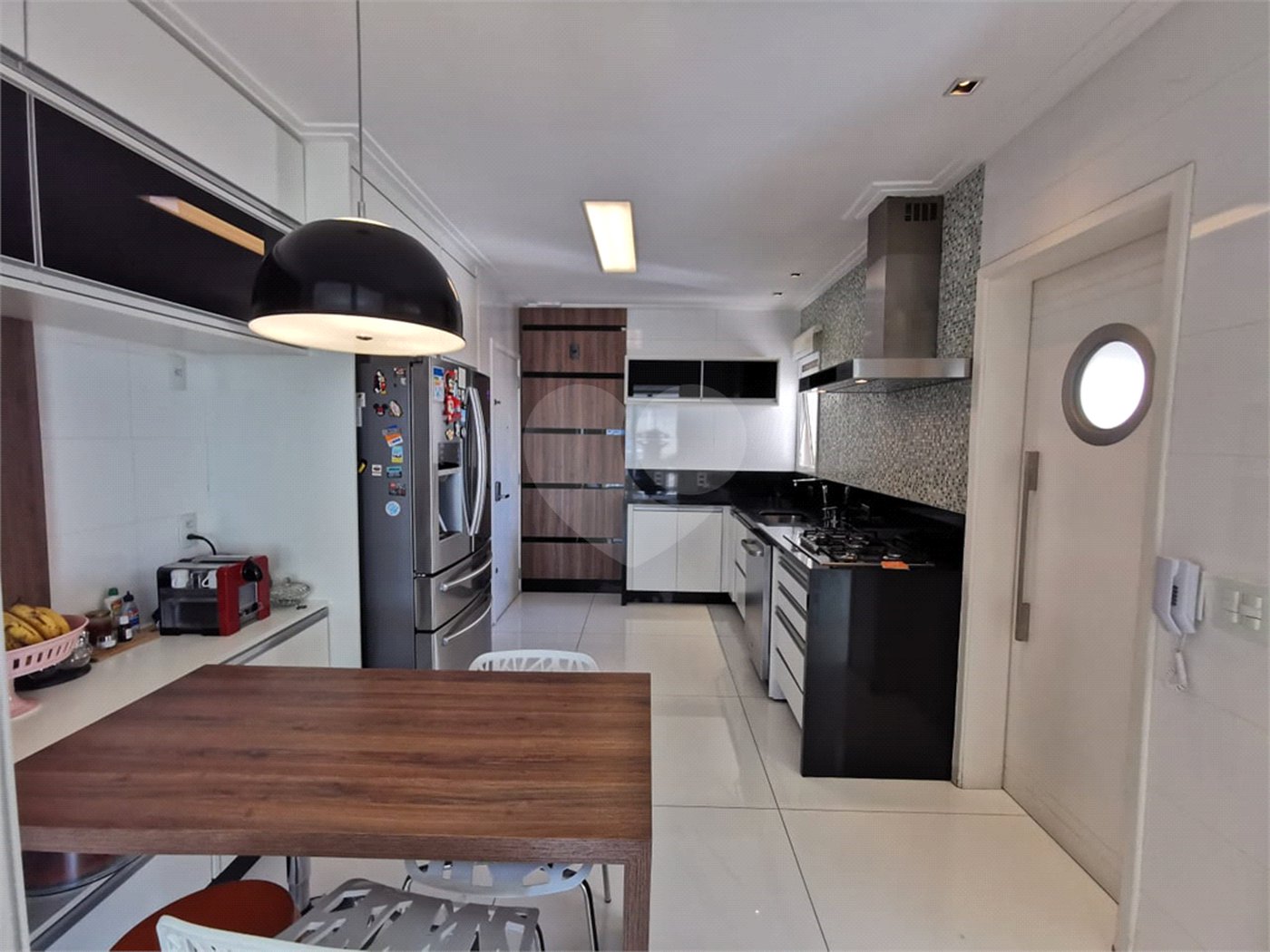 Apartamento à venda com 3 suítes em Jardim Monte Kemel, São Paulo, SP