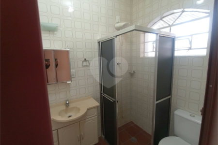 Chácara à venda com 6 quartos, sendo 1 suíte,  em Cercadinho, Alambari, SP
