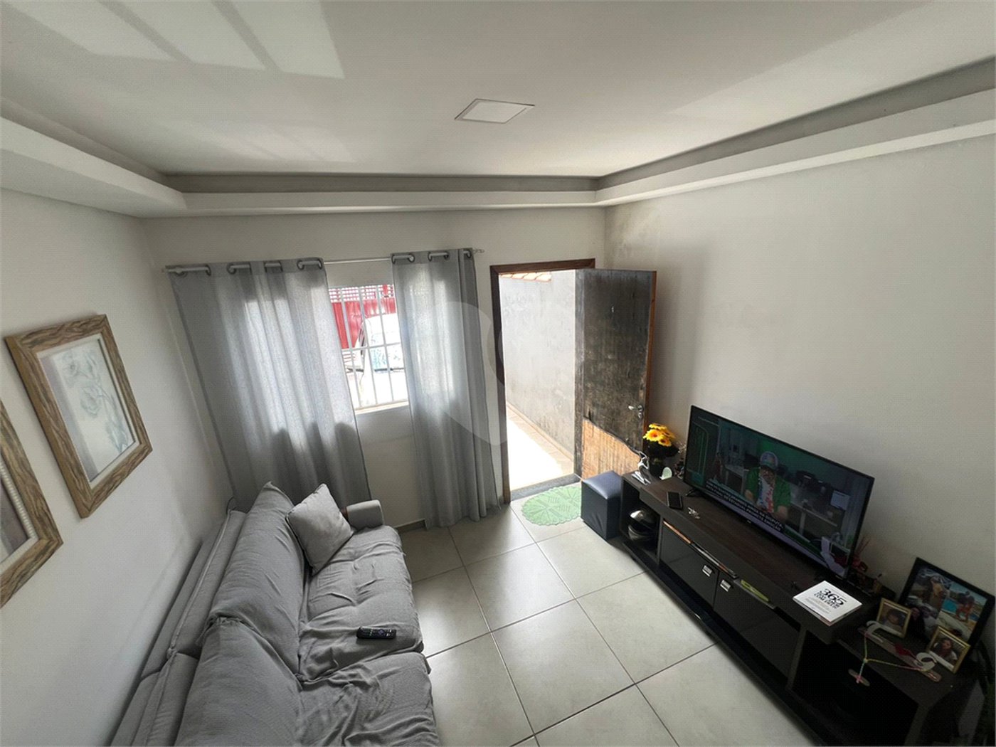 Casa à venda com 2 quartos, sendo 1 suíte, em Vila Barão, Sorocaba, SP