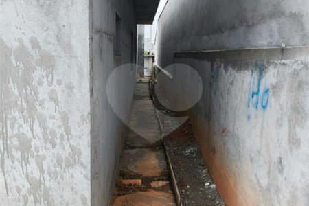 Casa à venda com 3 quartos, sendo 1 suíte, no condomínio Loteamento Parque Residencial Serras de Atibaia Ii, Atibaia - SP