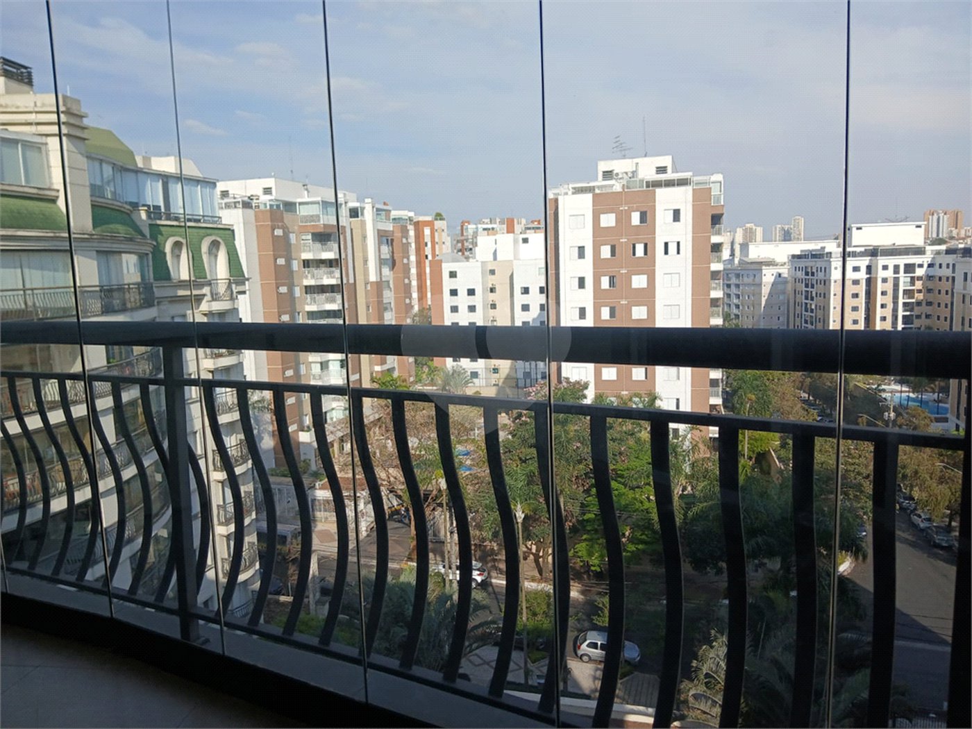 Cobertura à venda com 4 quartos, sendo 3 suítes,  em Cidade São Francisco, São Paulo, SP