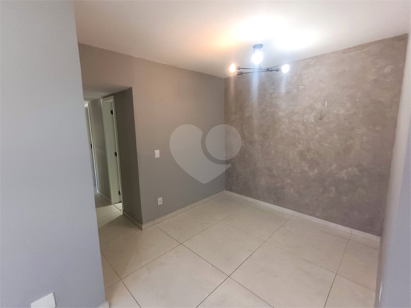 Apartamento à venda com 3 quartos, sendo 1 suíte, em Rio Comprido, Rio de Janeiro, RJ