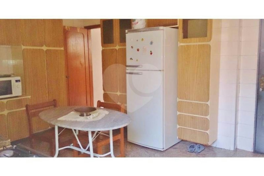 Sobrado à venda com 3 quartos, sendo 1 suíte, em Parada Inglesa, São Paulo, SP