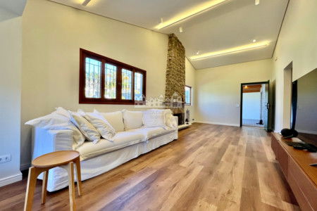 Casa Térrea à venda com 5 quartos, sendo 3 suítes, em Vila Esperia Ou Giglio, Atibaia, SP