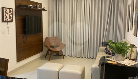 Apartamento à venda com 2 quartos, sendo 1 suíte,  em Riviera de São Lourenço, Bertioga, SP