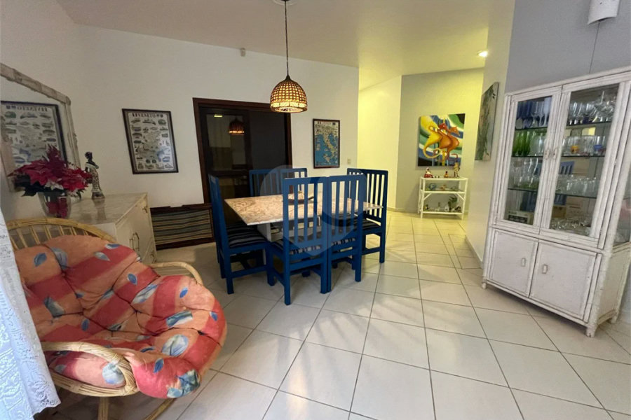 Casa à venda com 6 quartos, sendo 3 suítes, em Morada da Praia, Bertioga, SP