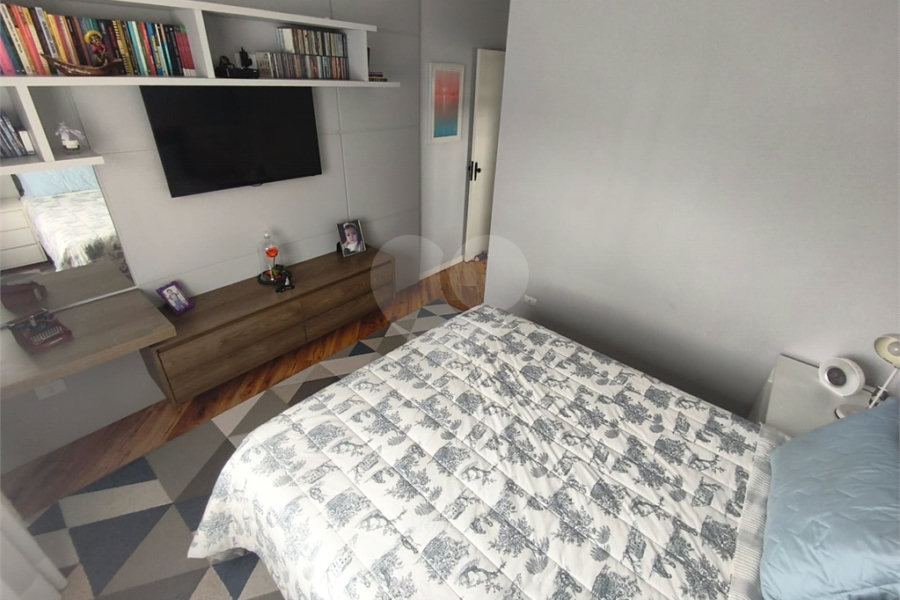 Sobrado à venda com 3 quartos, sendo 1 suíte,  em Tremembé, São Paulo, SP